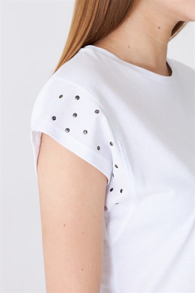 Taş Detaylı Düşük Kollu Rahat Kalıp Basic Tshirt Ekru