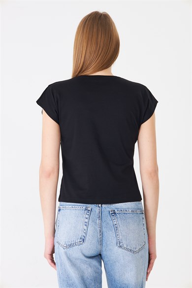 Taş Detaylı Düşük Kollu Rahat Kalıp Basic Tshirt Siyah