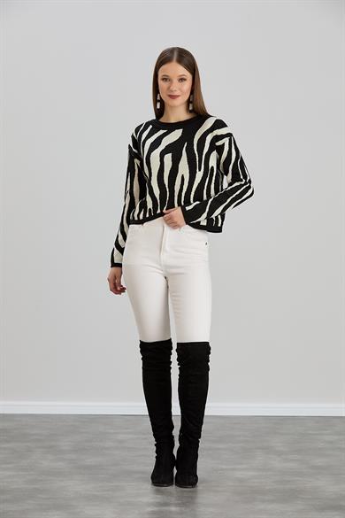 Zebra Desenli Kazak Siyah