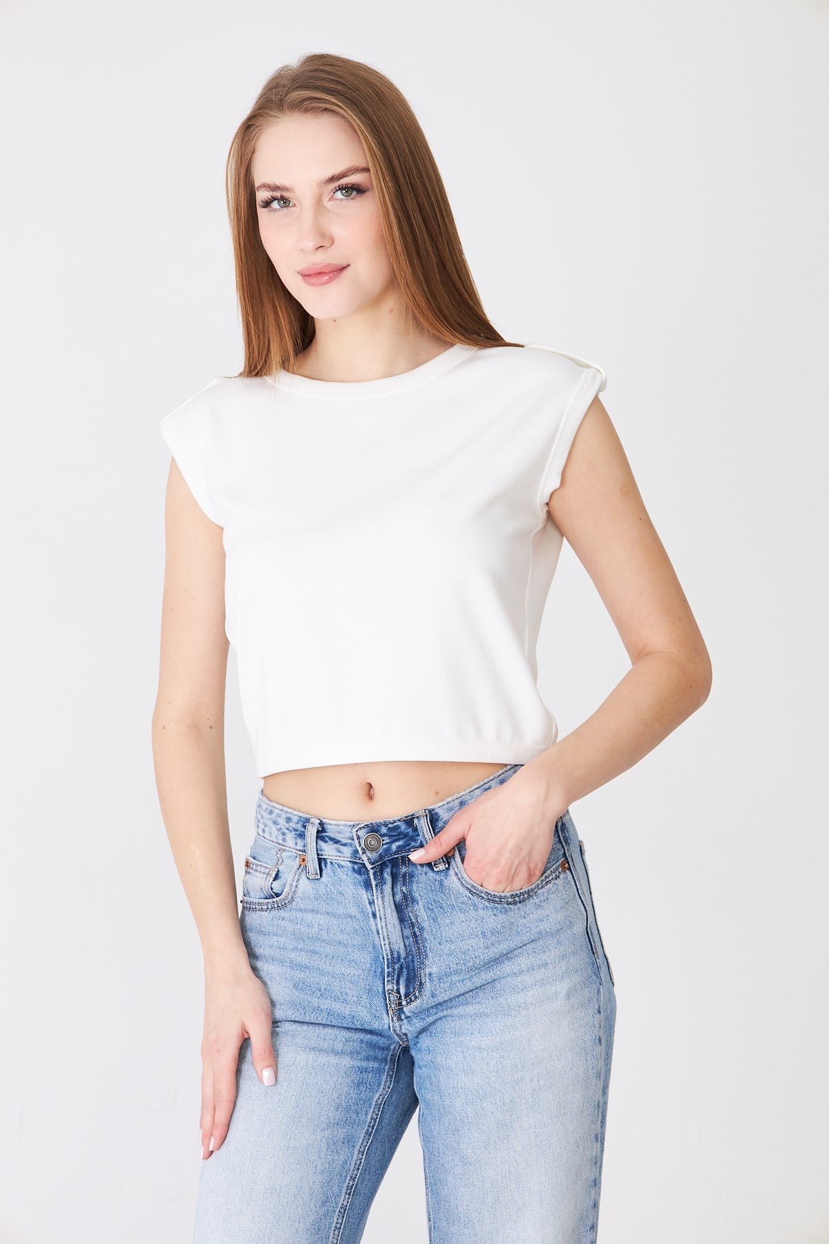  Sortie CollectionApolet Detaylı Sıfır Kol Modal Crop Tshirt - Ekru