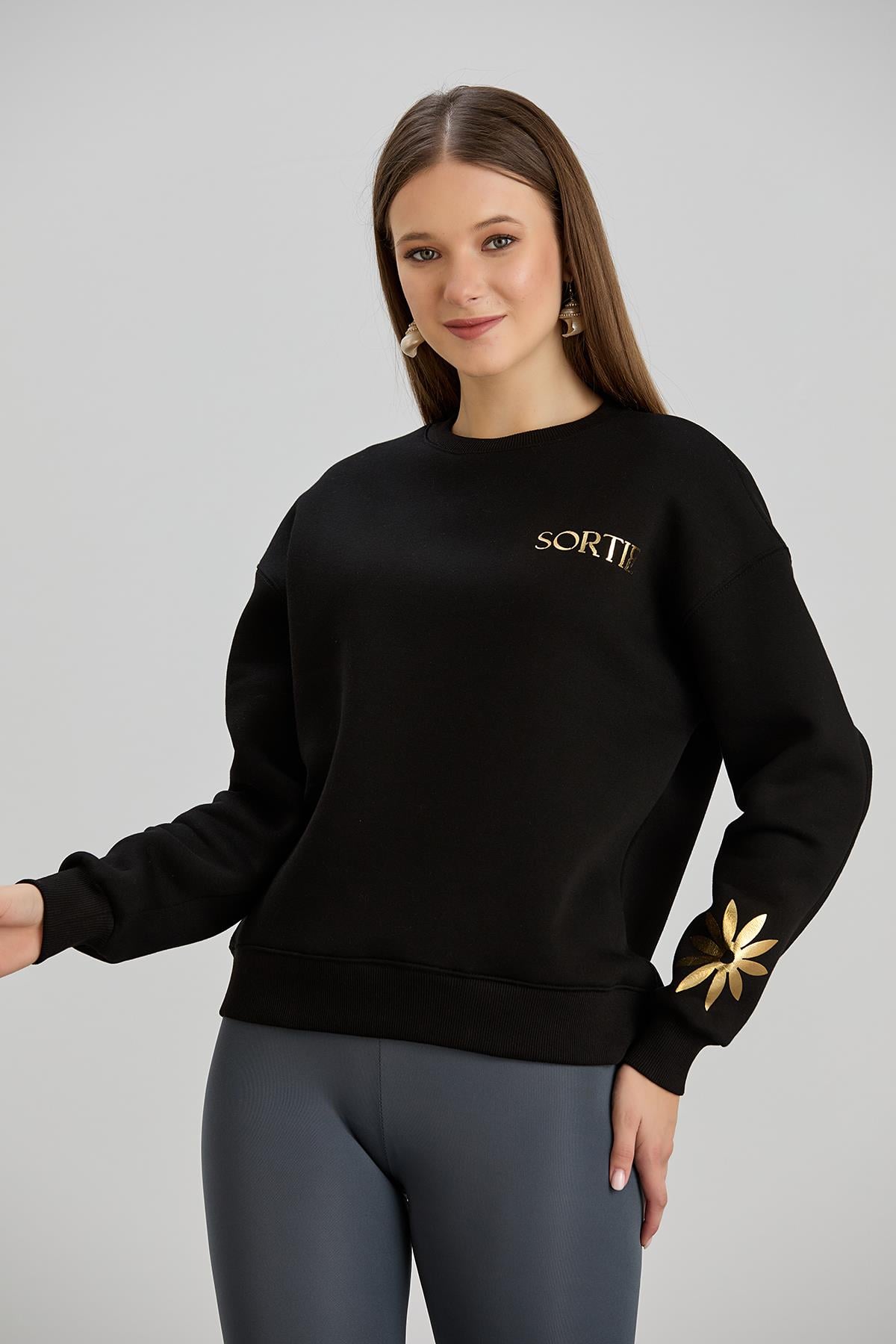  Sortie CollectionVARAK BASKILI BİS.YAKA ÜÇ İPLİK SWEAT Siyah