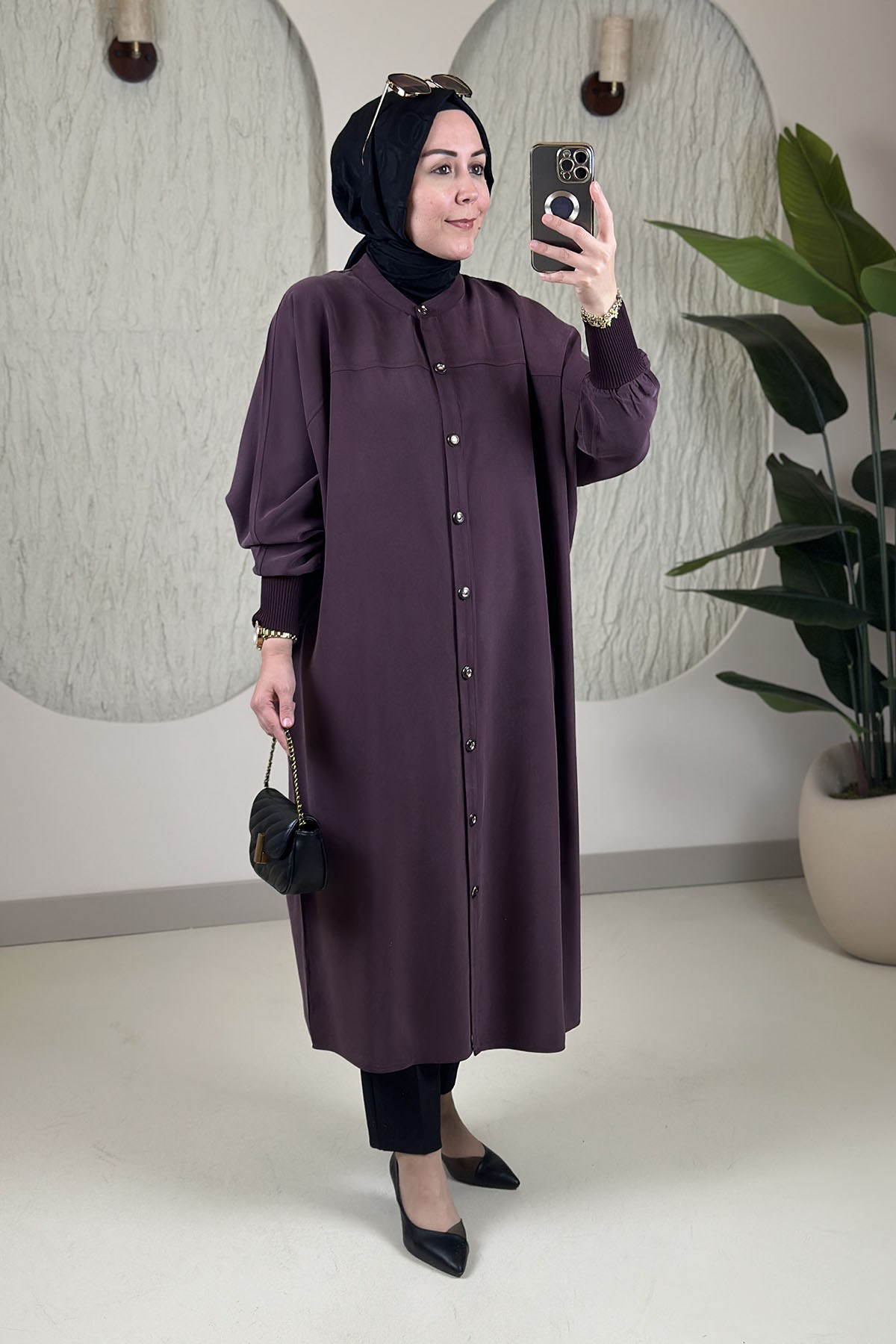 Tesettür Giy Çık KapModal Tensel Önü Düğmeli Yarasa Kol Ribanalı Kadın Giyçık Kap Mürdüm KADO 268442