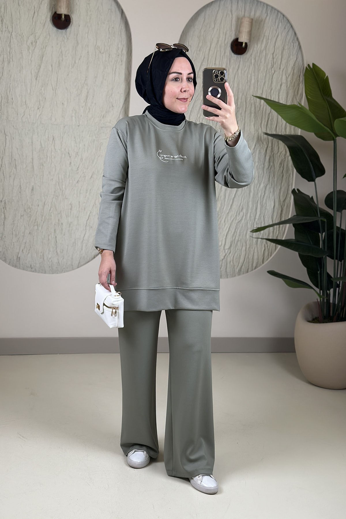 Tesettür Pantolonlu TakımModal Oysho Önü Baskılı Tunik ve Pantolon Kadın İkili Takım Yeşil EYL 2242 
