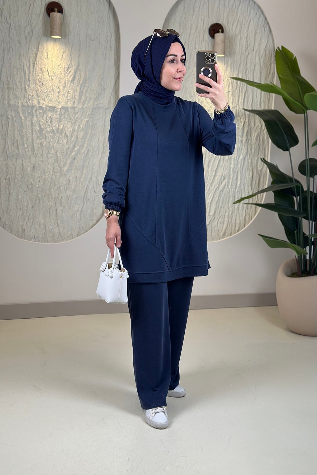 Tesettür Pantolonlu TakımPike Kumaş Biye Detaylı Tunik ve Pantolon Kadın İkili Takım Lacivert KADO 268220
