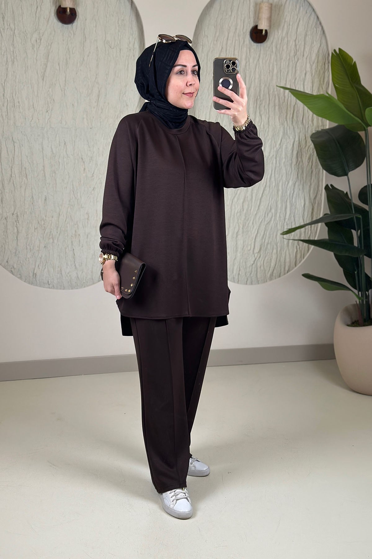 Tesettür Pantolonlu TakımReglan Kol Tunik ve Çimalı Pantolon Kadın İkili Takım Kahverengi GNR 268