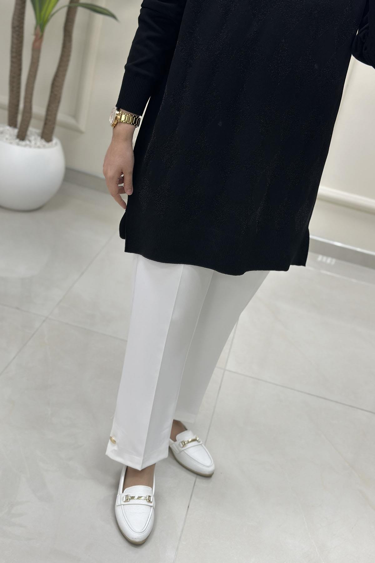 Tesettür PantolonOzan Aydın Paça Düğme Detaylı Kadın Dar Paça Pantolon Beyaz OZN 5023