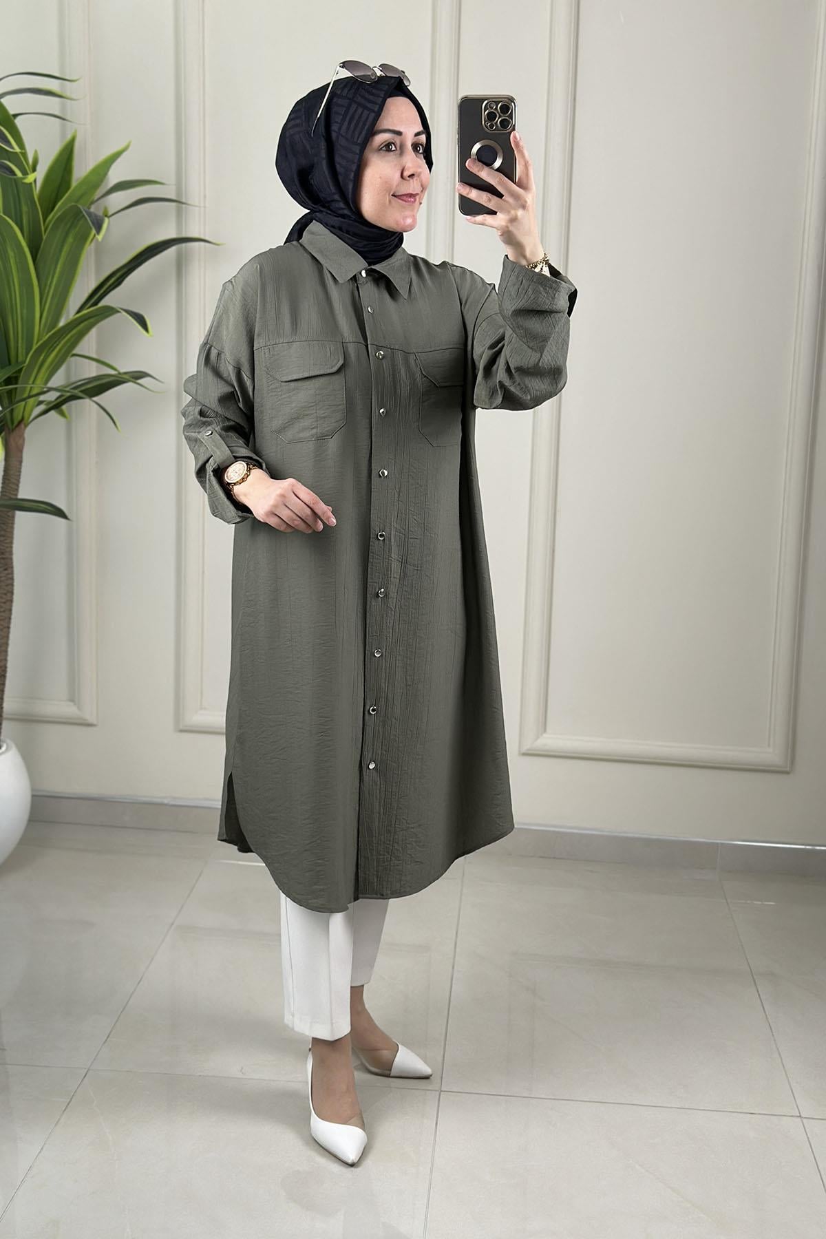 Tesettür Tunik GömlekÖnü Düğmeli Katlama Kol Kapak Cepli Kadın Tunik Haki KADO 262624