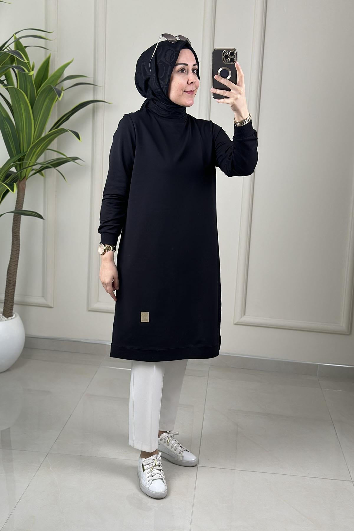Tesettür Tunik Modelleriİki İplik Kol ve Yaka Ribanalı Basic Kadın Tunik Siyah KADO 7194