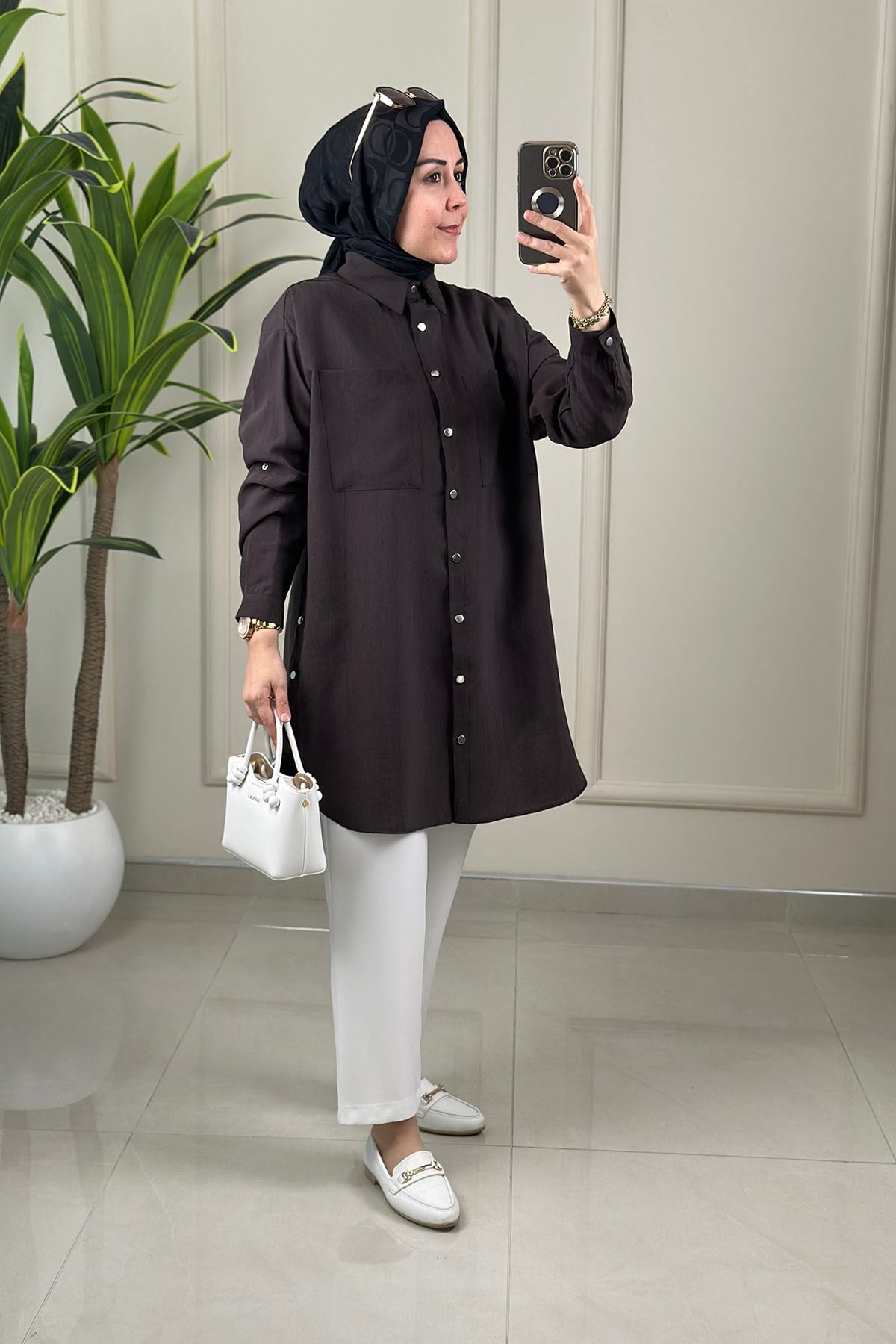 Tesettür Tunik ModelleriÖnü Çıtçıtlı Yanları Patlı Düşük Omuz Kadın Tunik Acı Kahve EYL 2086