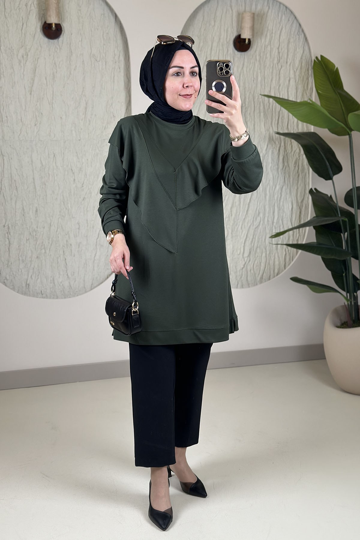 Tesettür Tunik ModelleriÖnü Fırfır Detaylı İnce Oysho Kadın Tunik Haki KADO 268504 