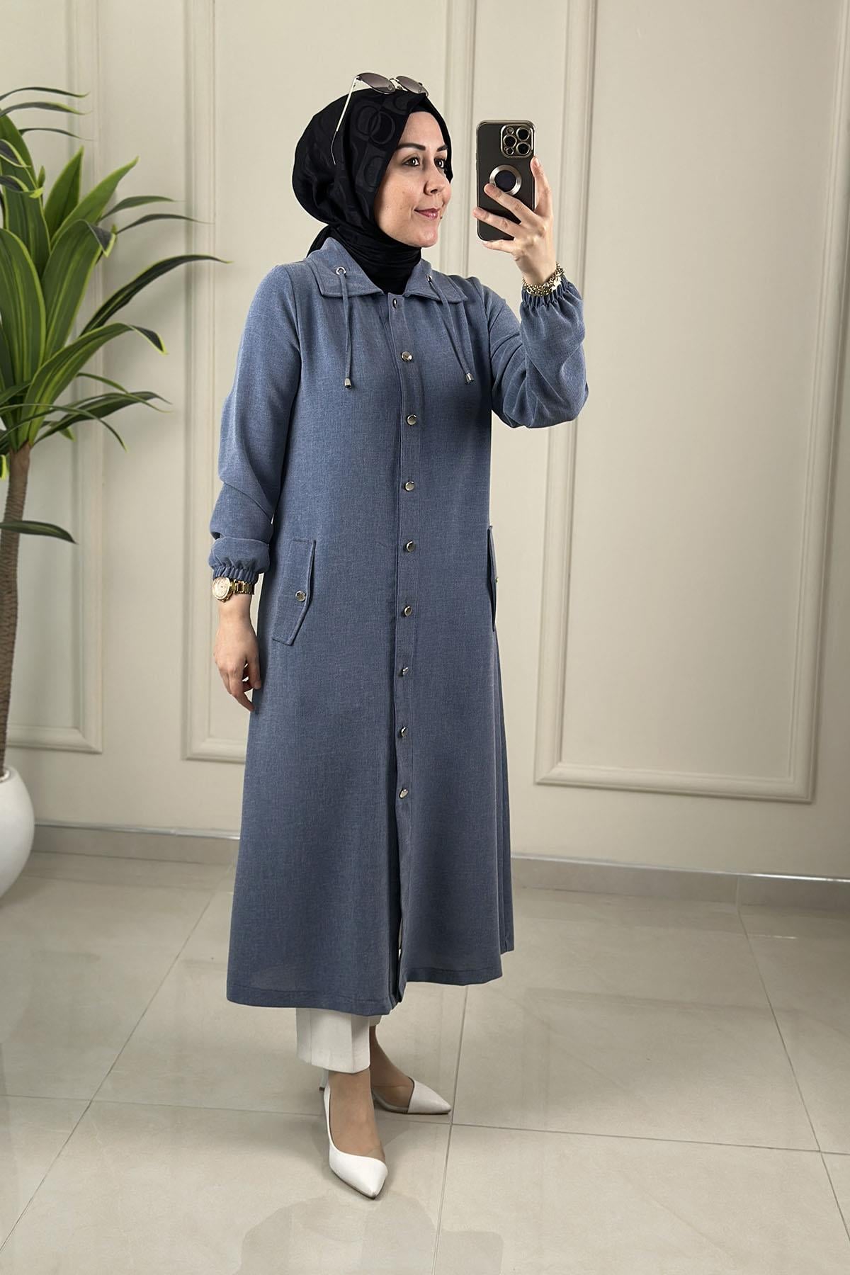 Tesettür Tunik ModelleriTensel Krep Önü Düğmeli Kolu Büzgülü Kadın Giyçık Tunik Mavi GNR 240