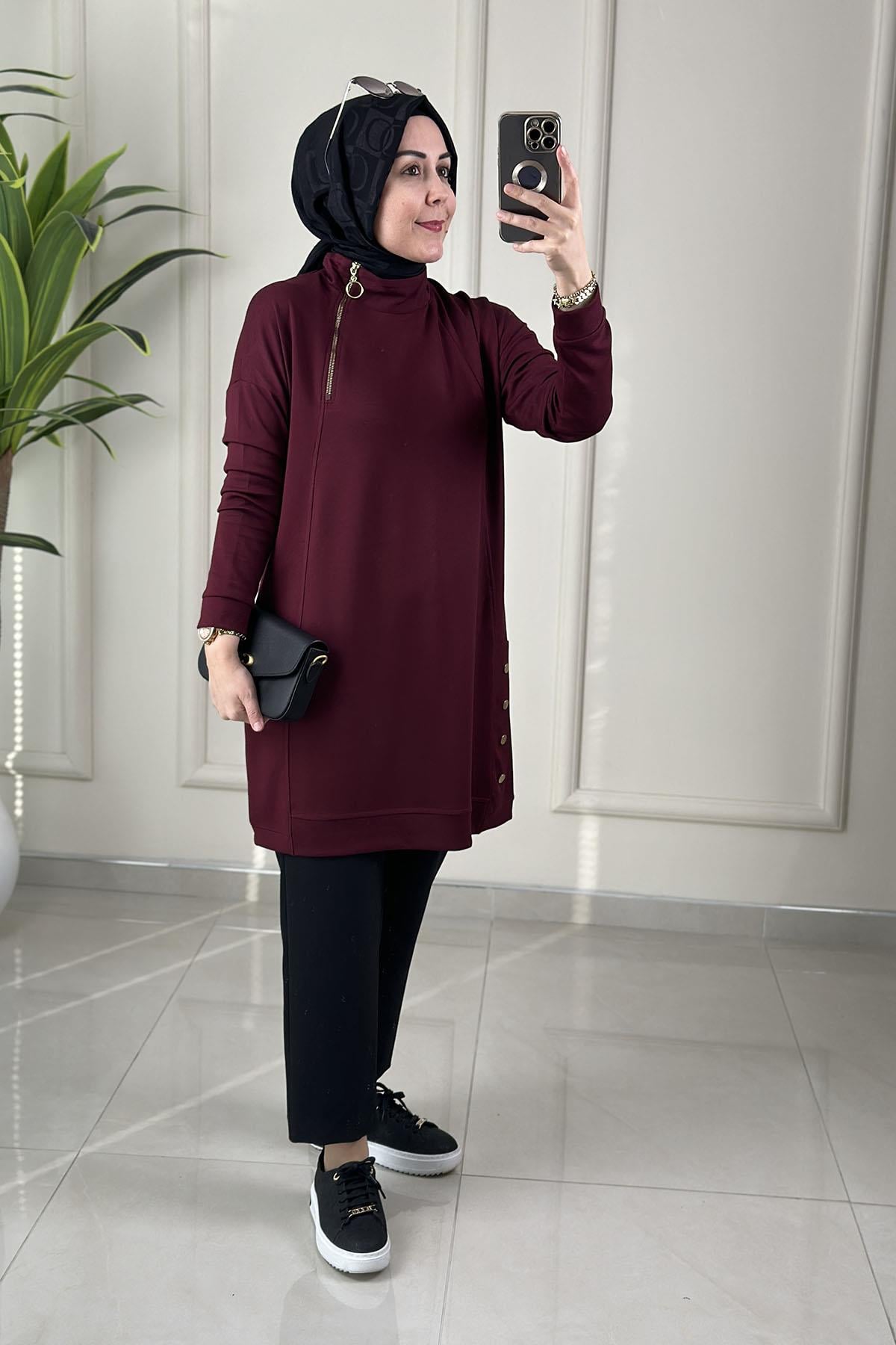Tesettür Tunik ModelleriYaka Fermuarlı Yanı Zımba Detaylı Kadın Tunik Bordo KADO 257668