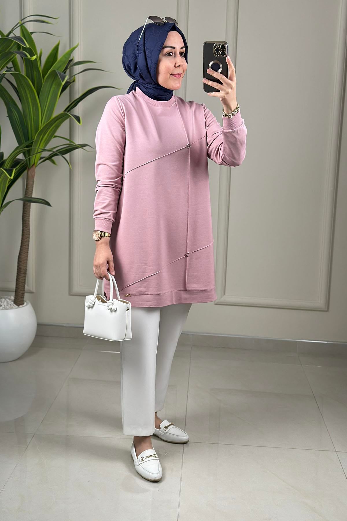 Tesettür Tunik ModelleriYaka ve Kol Ribanalı Önü Nervürlü Kadın Tunik Pembe KADO 262106