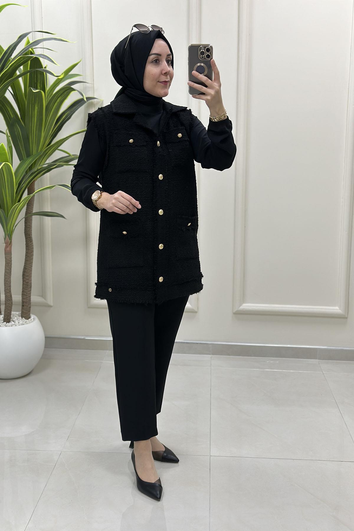 Tesettür YelekArmine Gold Düğme Detaylı Cepli Kadın Tüvit Yelek Siyah ARM 516
