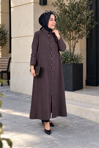 Tesettür Giy Çık KapModal Tensel Önü Biritli Düğmeli Uzun Kadın Giyçık Kap Kahverengi KADO 268580