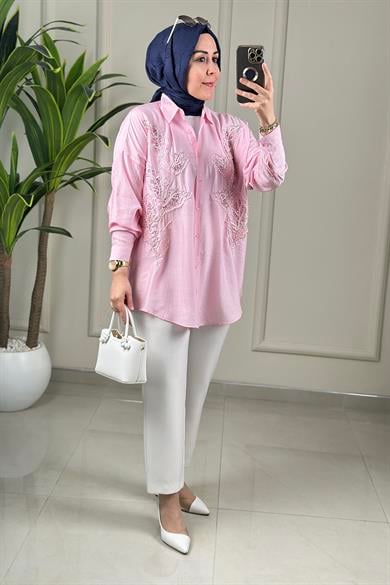 Tesettür Tunik GömlekDüşük Omuz Önü Düğmeli Boncuk İşlemeli Kadın Tunik Pembe SLN 5191