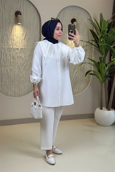 Tesettür Tunik GömlekÖnü Düğmeli Geniş Yaka Dantel Detaylı Poplin Kadın Gömlek Tunik Beyaz EYL 2143