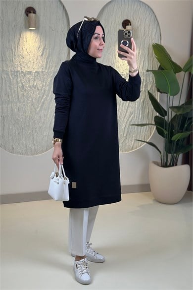 Tesettür Tunik Modelleriİki İplik Kol ve Yaka Ribanalı Basic Kadın Tunik Siyah KADO 7194 