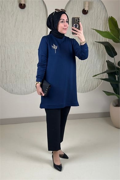 Tesettür Tunik Modelleriİnce Oysho Lale Aksesuar Detaylı Kadın Tunik Lacivert KADO 268320