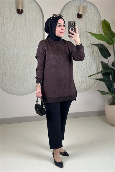 Tesettür Tunik ModelleriJakar Qupra Düşük Omuz Ribana Detaylı Kadın Tunik Kahverengi KADO 268926