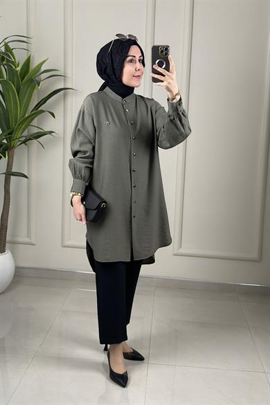 Tesettür Tunik ModelleriÖnü Düğmeli Aksesuar Detaylı Kadın Tunik Haki KADO 262622