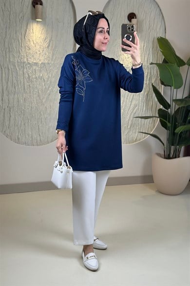 Tesettür Tunik ModelleriOysho Taş Detaylı Düşük Omuz Kadın Tunik Lacivert KADO 268198