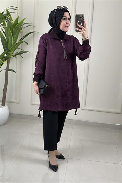 Tesettür Tunik ModelleriQupra Önü Yarım Fermuarlı Taş Detaylı Ribanalı Kadın Tunik Mürdüm KADO 262052