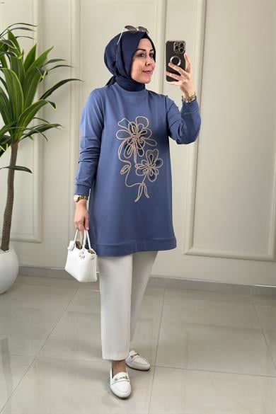 Tesettür Tunik ModelleriYaka ve Kol Ribanalı Önü Baskılı Kadın Tunik Mavi KADO 262908 