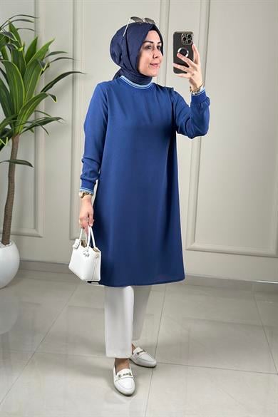 Tesettür Tunik ModelleriYaka ve Kol Ribanalı Renk Garnili Kadın Tunik Mavi KADO 262642
