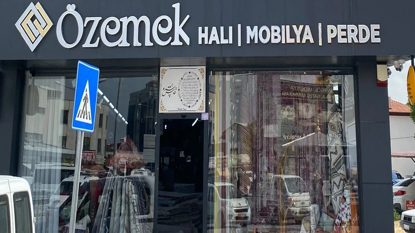 Biz Nerdeyiz ?