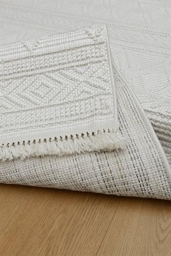 ELENA HALI ELİOS ES04