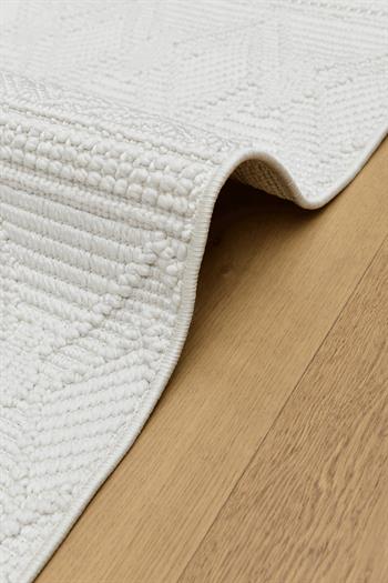 ELENA HALI ELİOS ES04