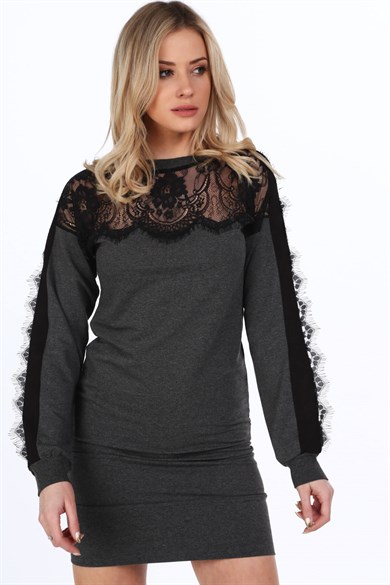 Dantel Detaylı Mini Elbise