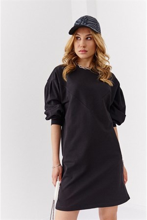 Dikiş Detaylı Rahat Elbise