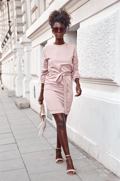 Kemerli Büzgü ve Ribana Detaylı Basic Mini Elbise