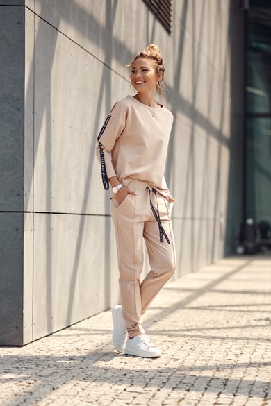 Şerit Detaylı Kadın Eşofman Takımı