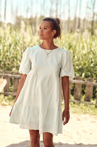 Sırttan Bağlamalı Mini Elbise