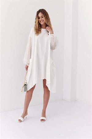 Transparan Kol Detay Puantiyeli Asimetrik Kesim Oversize Midi Elbise