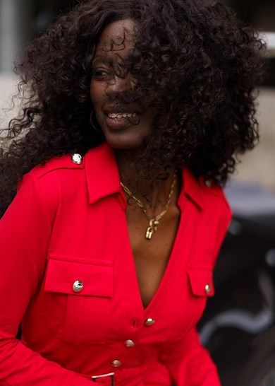 Yakalı Apolet ve Cep Detaylı Kemerli Mini Elbise