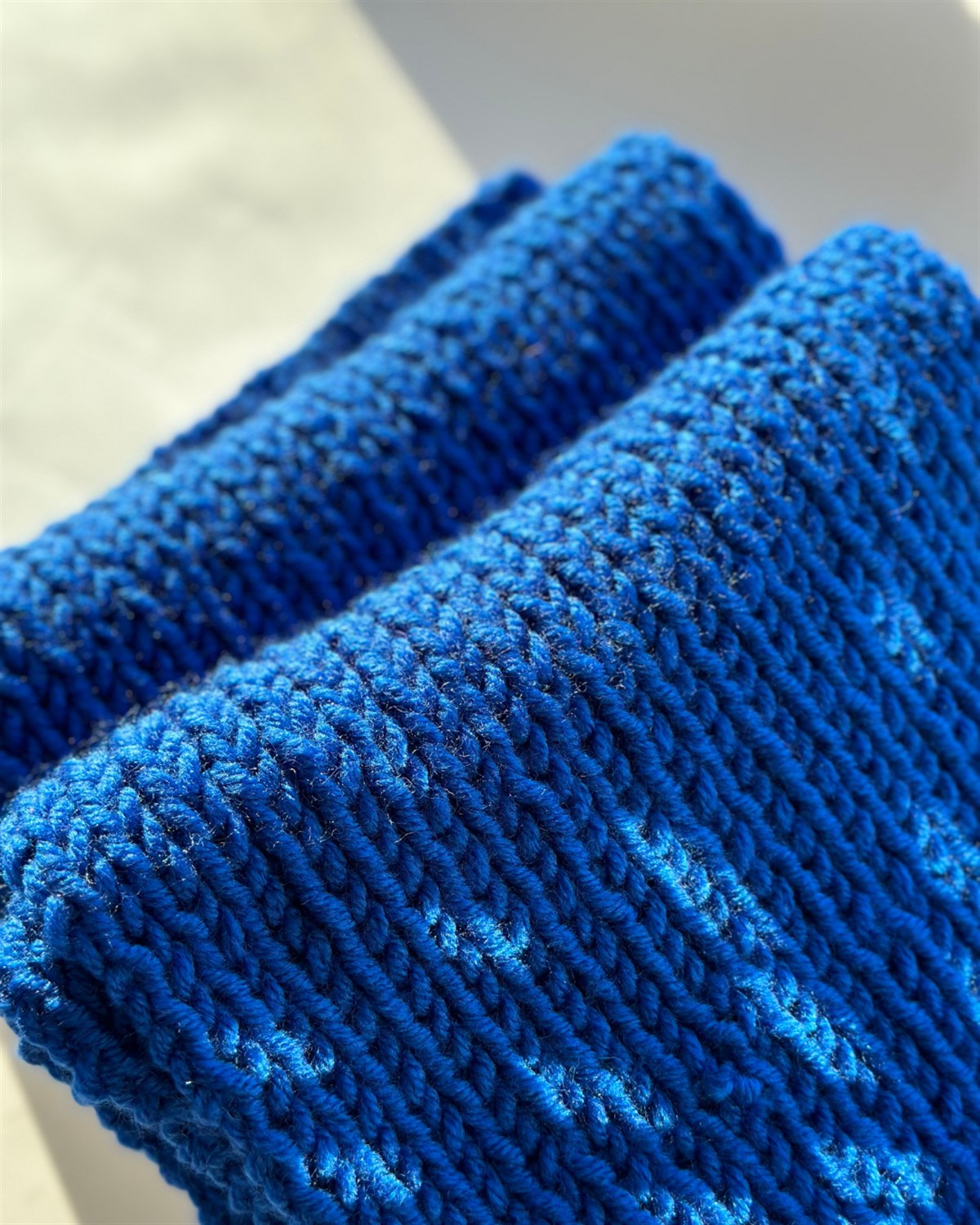 Saks Mavisi Örgü Atkı