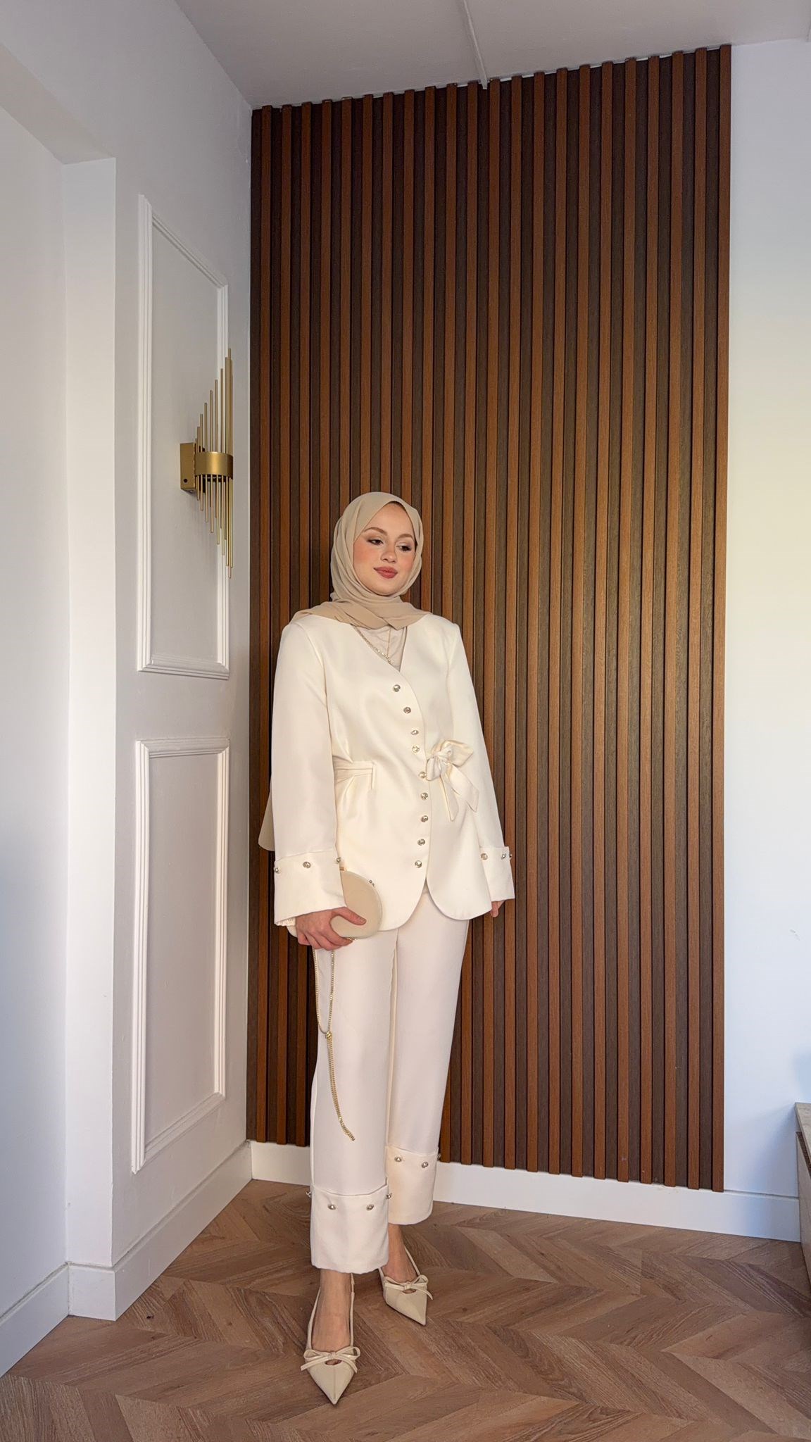 MEYSA PANTOLON TAKIM Diva Gümüş Aksesuarlı Ceket Takım Ekru