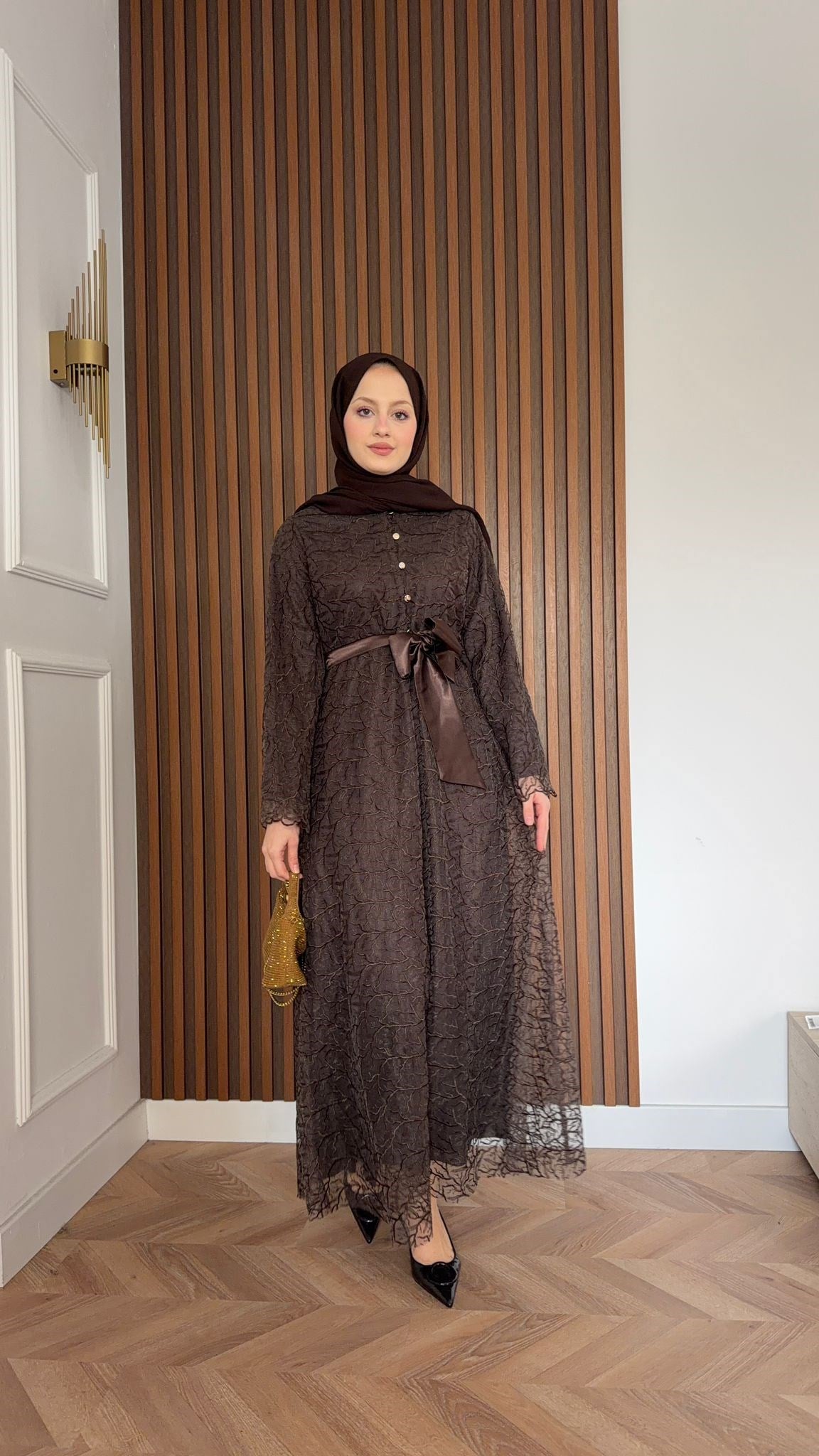 MEYSADESIGN ELBİSELER Gisha Dantelli Saten Kemerli Elbise Acı Kahve