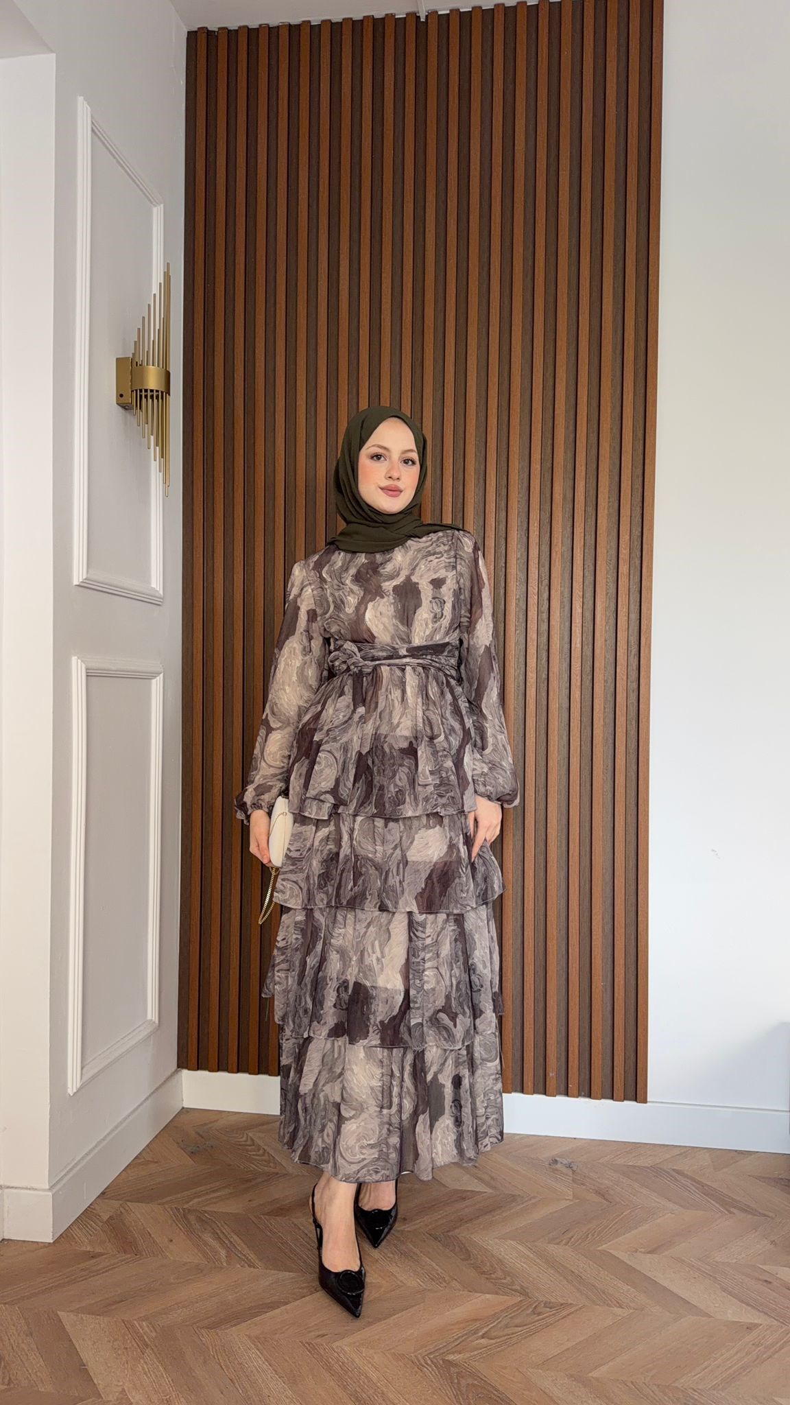MEYSADESIGN ELBİSELER Pastel Desenli Kat Kat Elbise Kahve