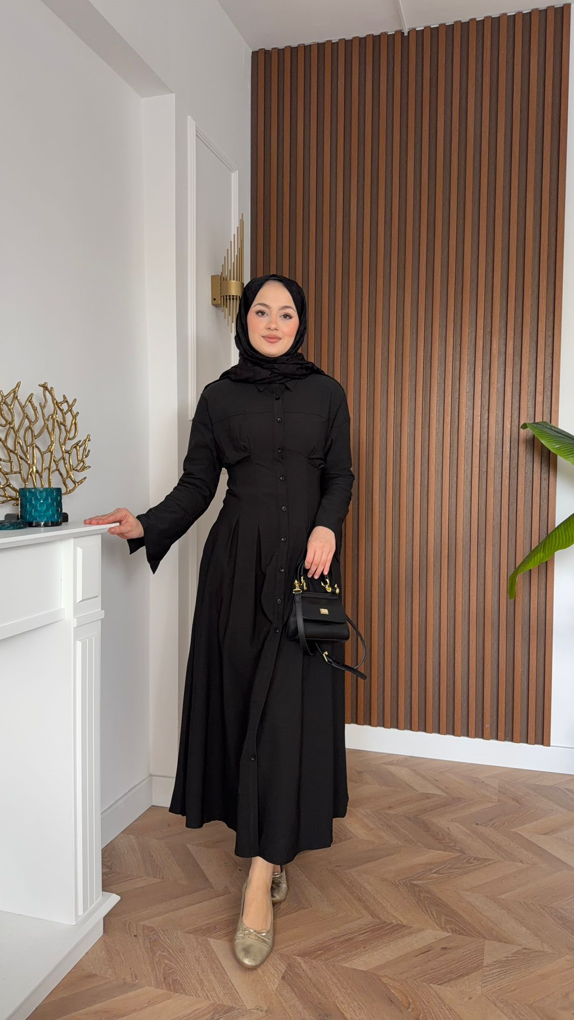 ZR-Inspired Darted Dress – Black