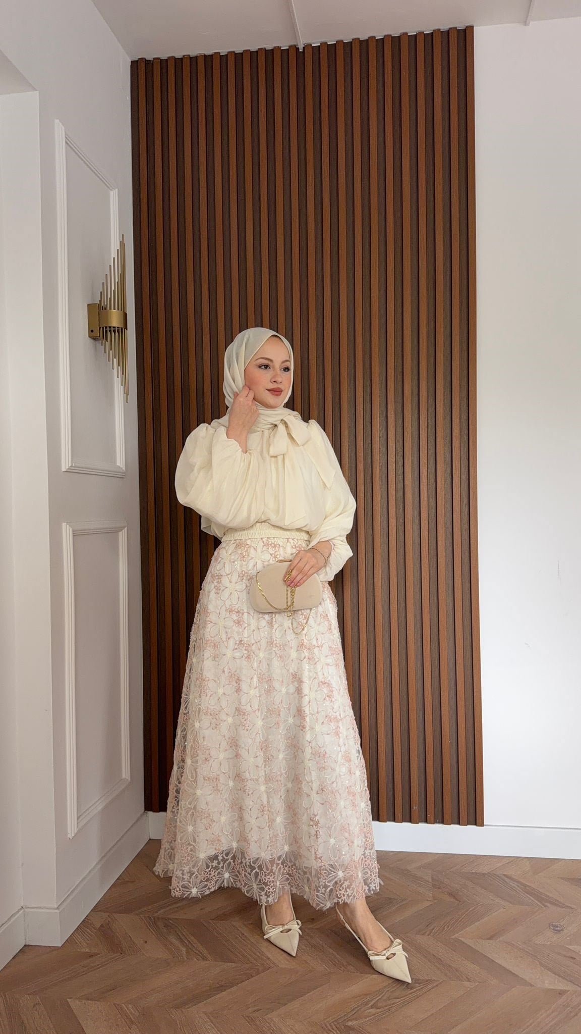 MEYSADESIGN ETEK TAKIM Wolla Pul Payetli Etekli Takım Pembe-Bej Çiçekli