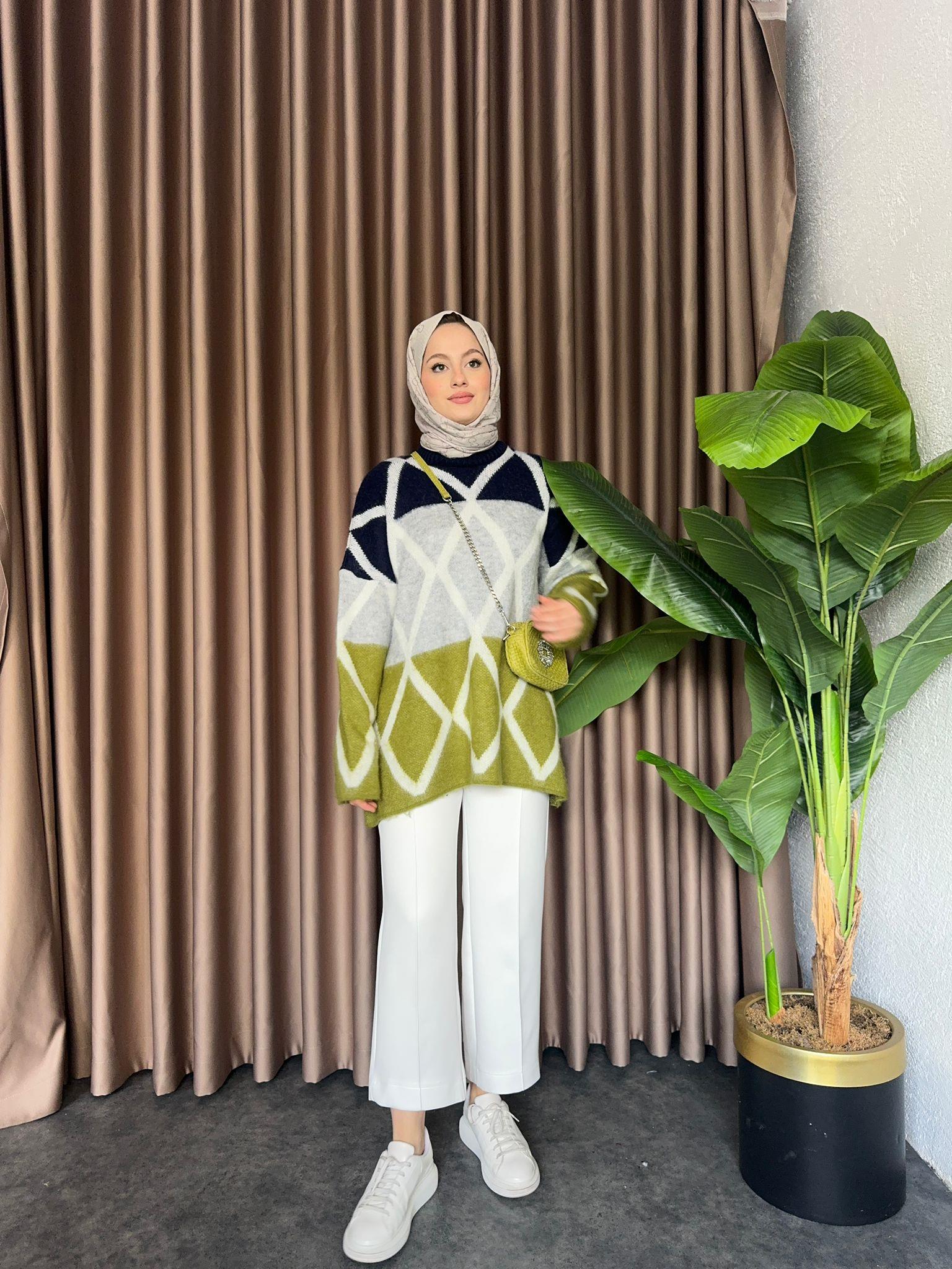 Patterned Knitted Sweater Green