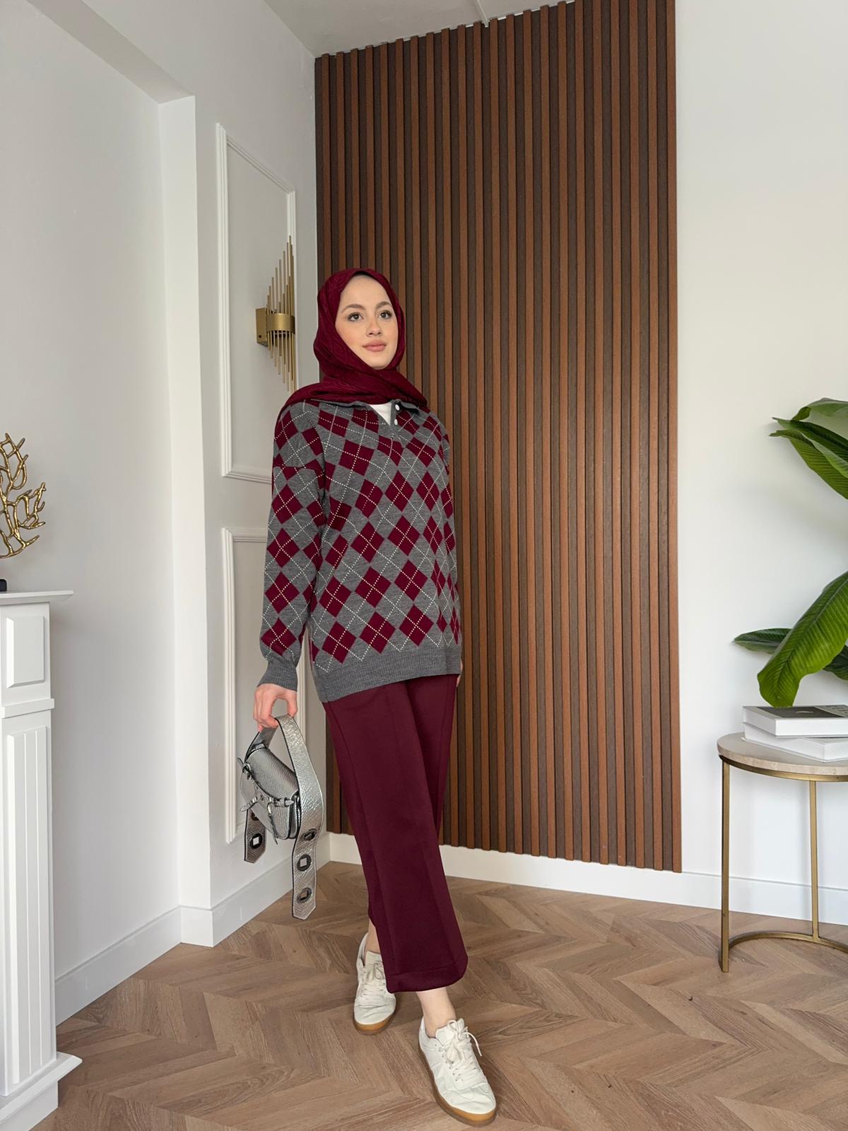Plaid Patterned Knitted Sweater Burgundy