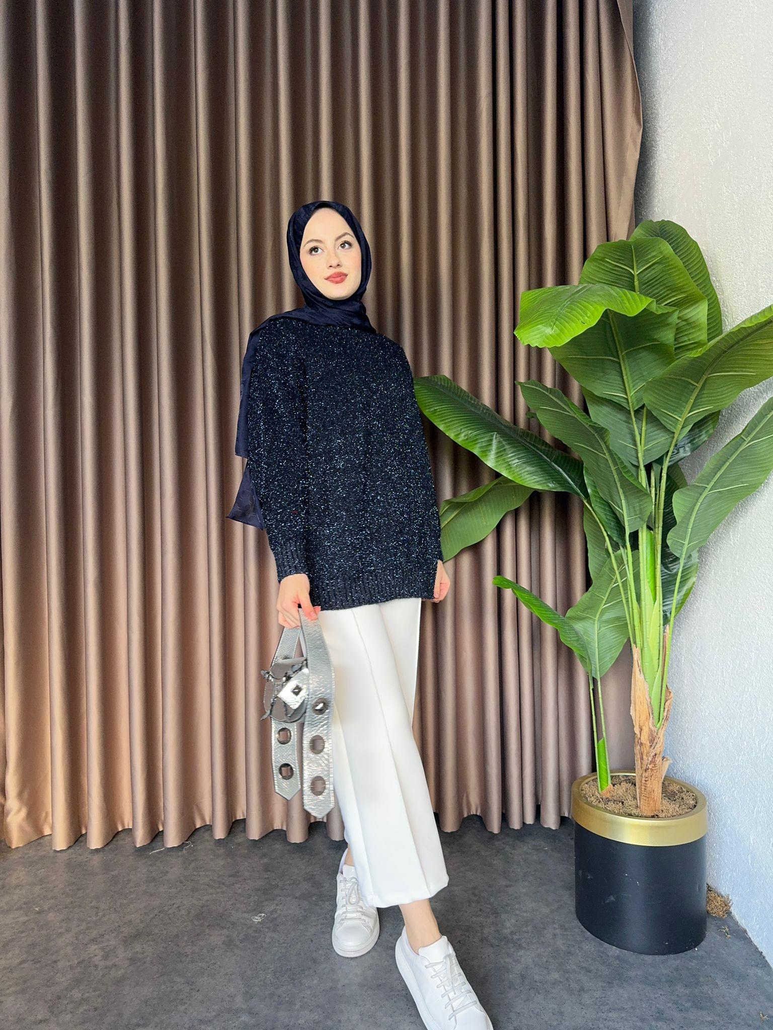 Shine Knitted Sweater Navy