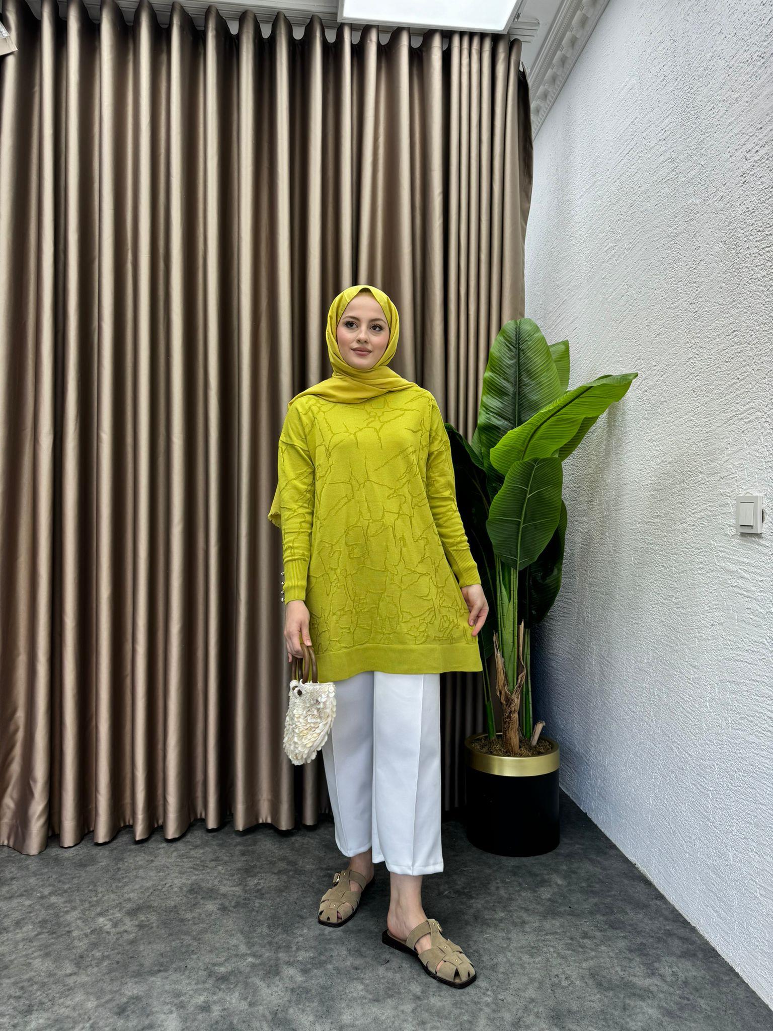 Patterned Merserized Tunic Oil Green