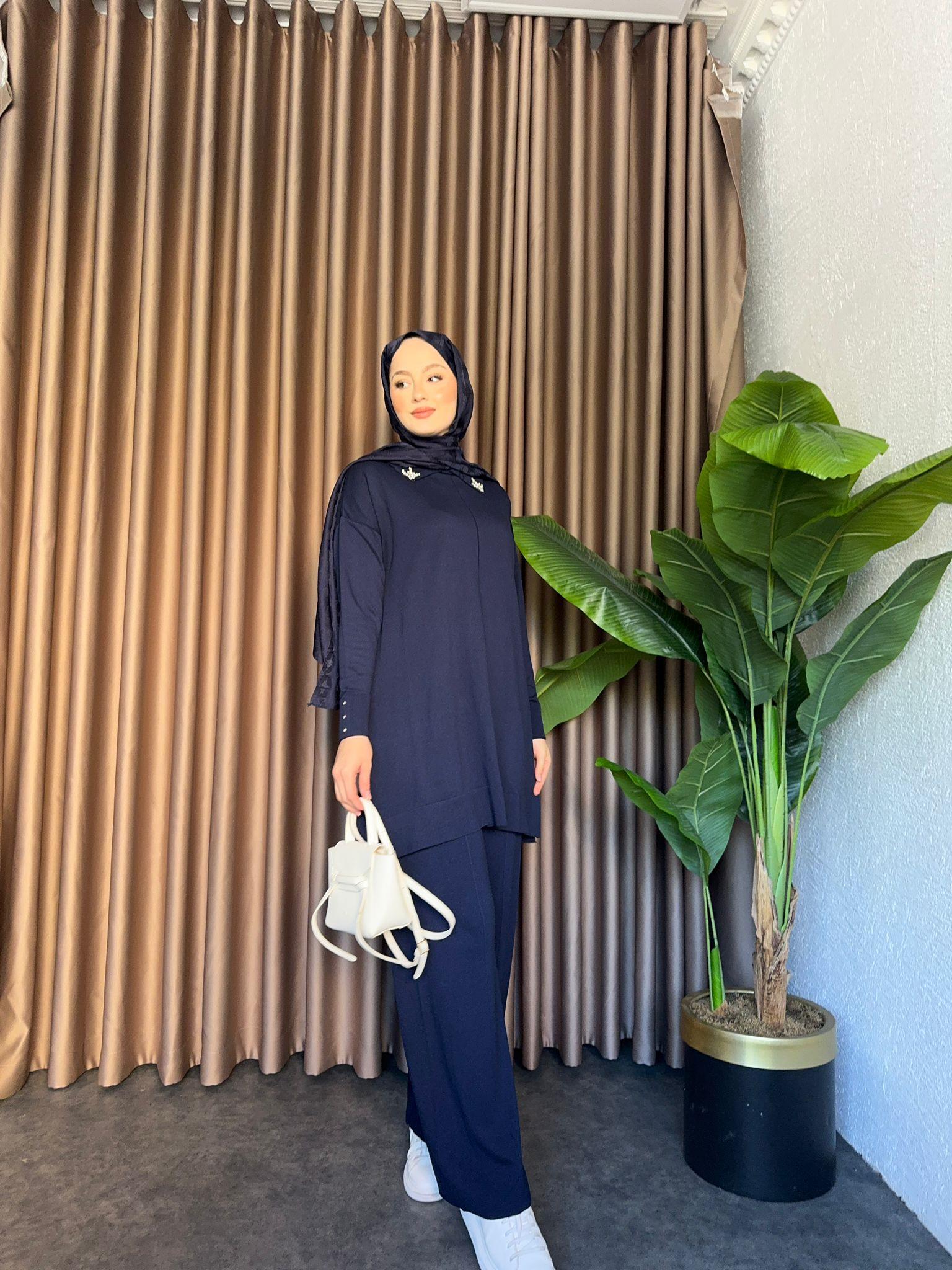 Embellished Merserized Knit 2-Piece Set Navy